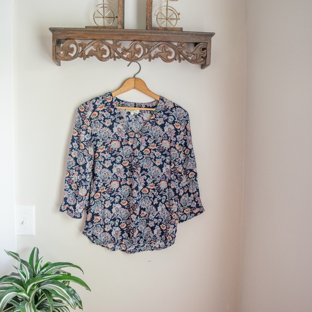 {Lucy & Laurel} Paisley Blouse Gem